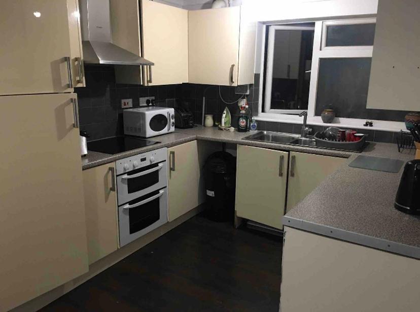 Eastbourne Large Double Room With Wifi & Kitchen Polegate Εξωτερικό φωτογραφία